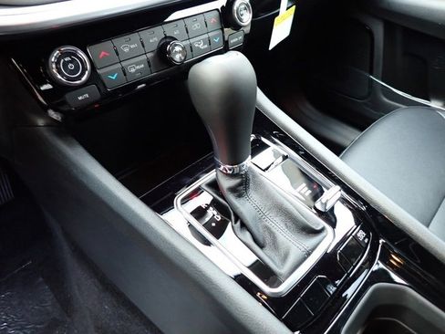 New 2026 Jeep Compass Limited image 17