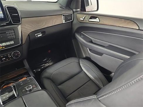 Used 2017 Mercedes-Benz GLE 43 AMG 4MATIC image 25