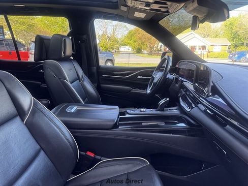 Used 2021 Cadillac Escalade Sport w/ Driver Assist Tech Package image 33