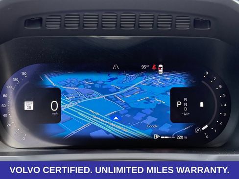 Certified 2023 Volvo XC90 B6 Plus AWD/4WD image 17