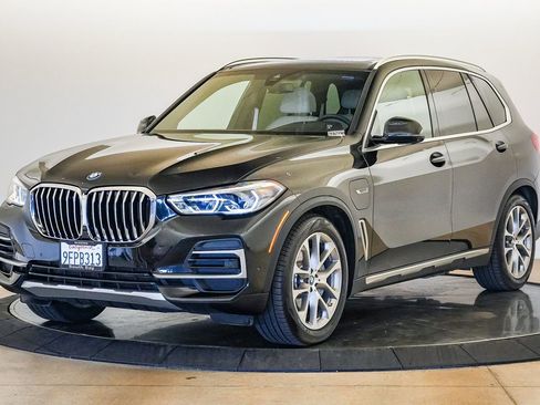 Certified 2023 BMW X5 xDrive45e w/ Executive Package AWD/4WD image 1