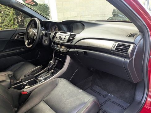 Used 2017 Honda Accord Sport Special Edition image 14