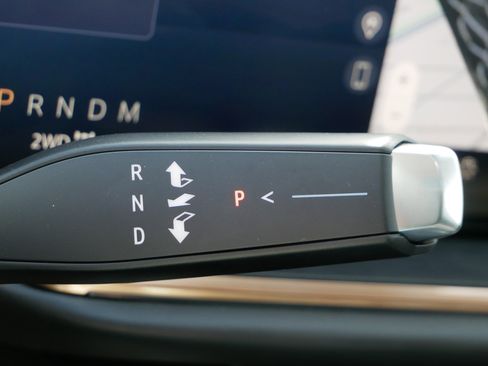 New 2026 Buick Envision Avenir image 9