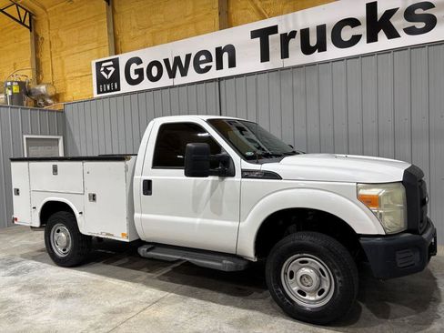 Used 2013 Ford F250 XL image 3