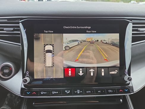 New 2026 Jeep Grand Wagoneer Limited AWD/4WD image 12