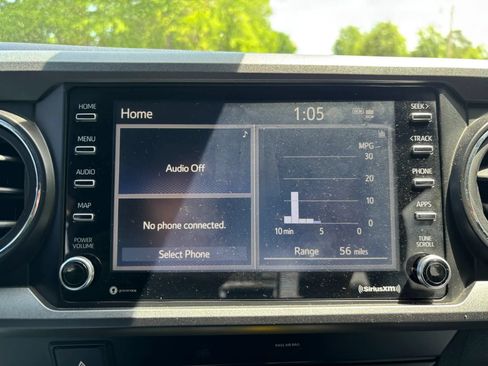 Used 2020 Toyota Tacoma TRD Sport w/ Technology Package RWD image 20