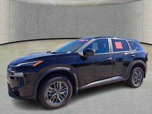 Certified 2026 Nissan Rogue S FWD image 1