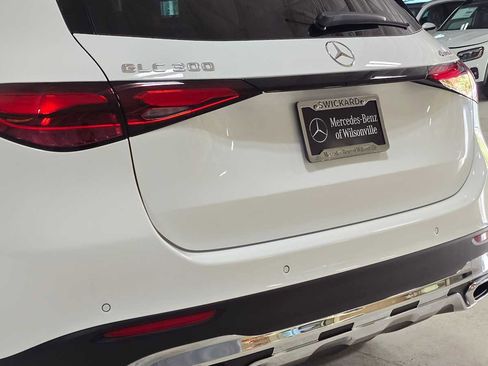 Used 2026 Mercedes-Benz GLC 300 4MATIC image 13