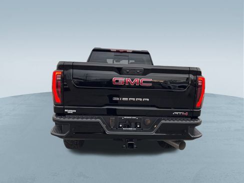 New 2026 GMC Sierra 2500 AT4 w/ AT4 Premium Plus Package AWD/4WD image 7