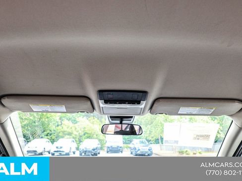 Used 2025 Nissan Altima 2.5 SV FWD image 44