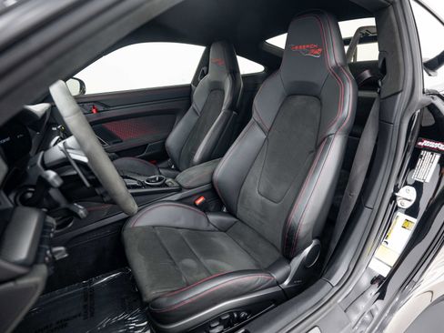 Certified 2023 Porsche 911 GT3 RS RWD image 5