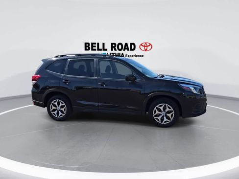 Used 2023 Subaru Forester Premium AWD/4WD image 9