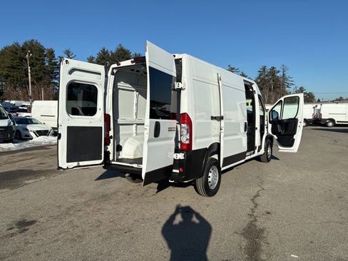 Used 2023 RAM ProMaster 2500 FWD image 24