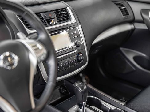 Used 2016 Nissan Altima 2.5 SR FWD image 21