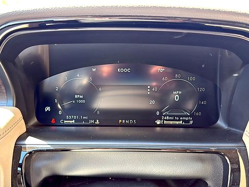 Used 2021 Lincoln Nautilus Reserve w/ Equipment Group 202A image 10