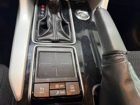 Used 2019 Mitsubishi Eclipse Cross LE AWD/4WD image 3