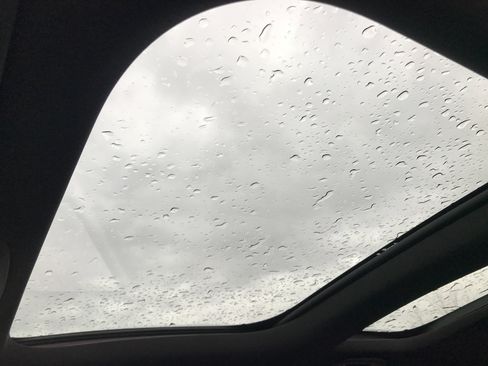 Used 2023 Mercedes-Benz GLB 250 4MATIC image 26