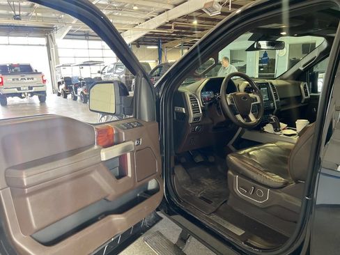 Used 2015 Ford F150 King Ranch w/ Equipment Group 601A Luxury AWD/4WD image 5