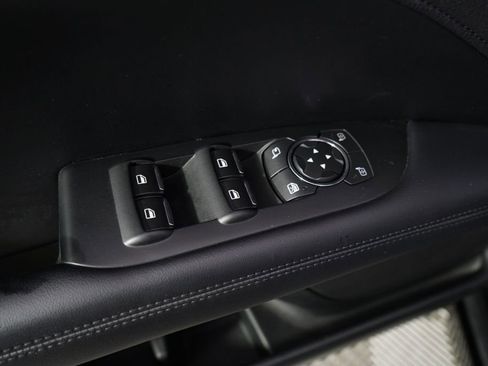 Used 2017 Lincoln MKZ Reserve FWD image 23