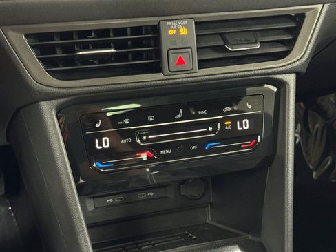 New 2026 Volkswagen Taos SE AWD/4WD image 19