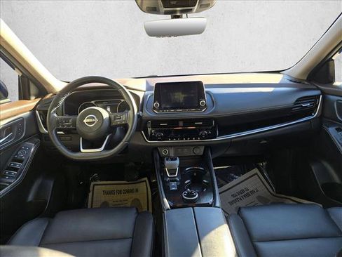 Used 2023 Nissan Rogue SL image 15