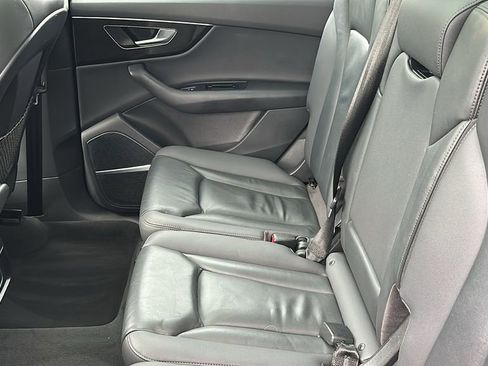 Used 2022 Audi Q7 3.0T Premium Plus image 30