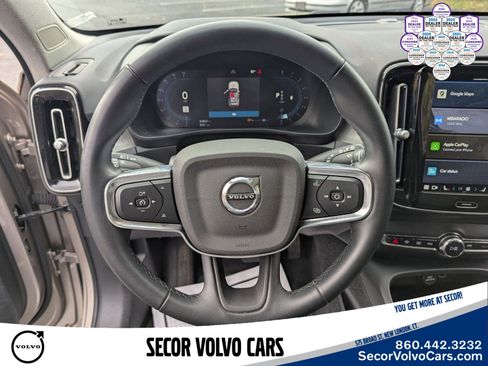 Certified 2023 Volvo XC40 B5 Plus AWD/4WD image 11