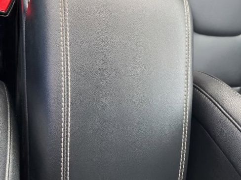 Used 2024 Ford Edge Titanium w/ Class II Trailer Tow Package image 18