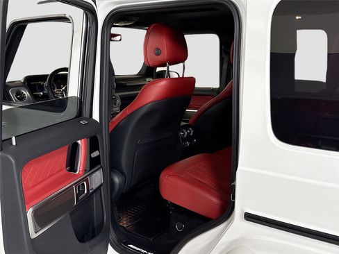Used 2024 Mercedes-Benz G 63 AMG 4MATIC image 26