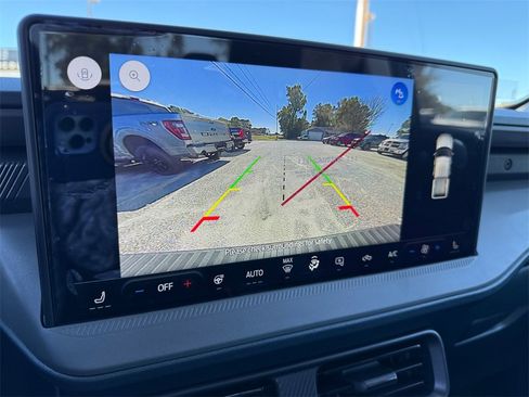 New 2025 Ford Maverick XLT w/ XLT Luxury Package image 18