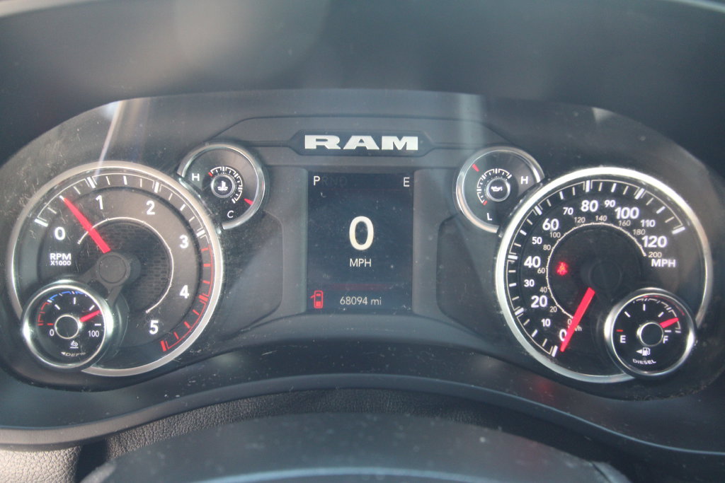 Used 2024 RAM 2500 Big Horn AWD/4WD image 38