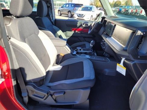 New 2025 Ford Bronco Base w/ Sasquatch Package image 12