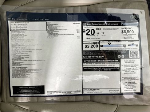 Used 2025 Land Rover Discovery Sport S image 28