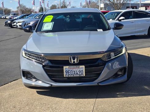 Used 2022 Honda Accord Sport image 2