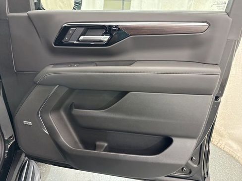 New 2026 Chevrolet Tahoe Premier AWD/4WD image 17