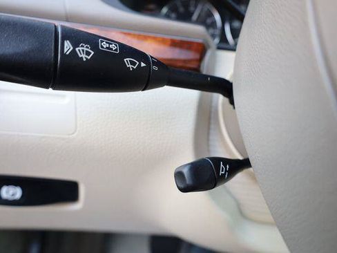 Used 2006 Mercedes-Benz E 350 4MATIC Sedan image 29