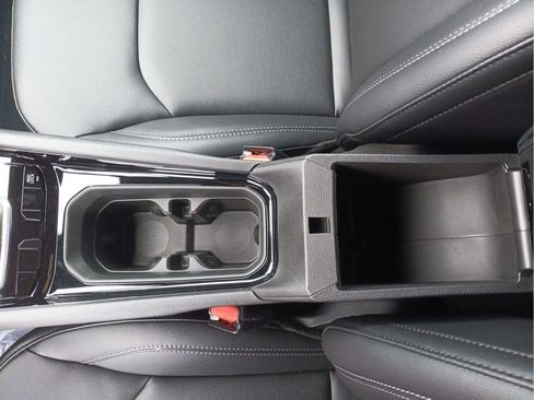 New 2026 Jeep Compass Limited image 24