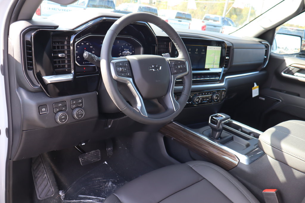 New 2026 Chevrolet Silverado 1500 RST w/ RST All Star Premium Package AWD/4WD image 6