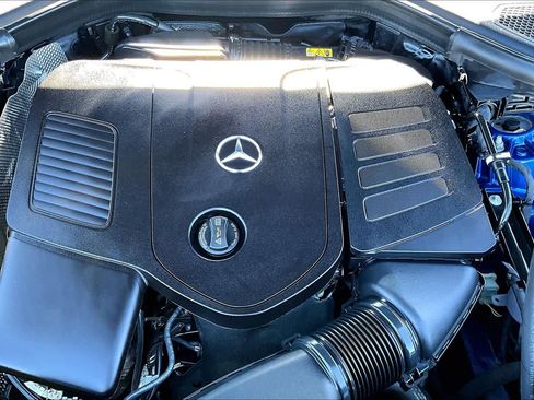 Used 2023 Mercedes-Benz GLC 300 image 32