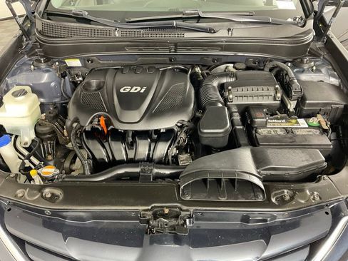 Used 2011 Hyundai Sonata GLS FWD image 9
