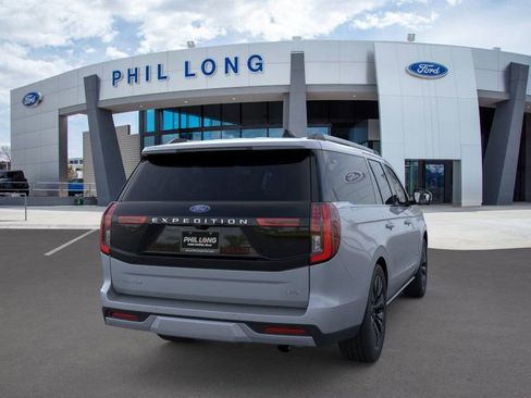 New 2026 Ford Expedition Max Platinum w/ Driver's Package image 8