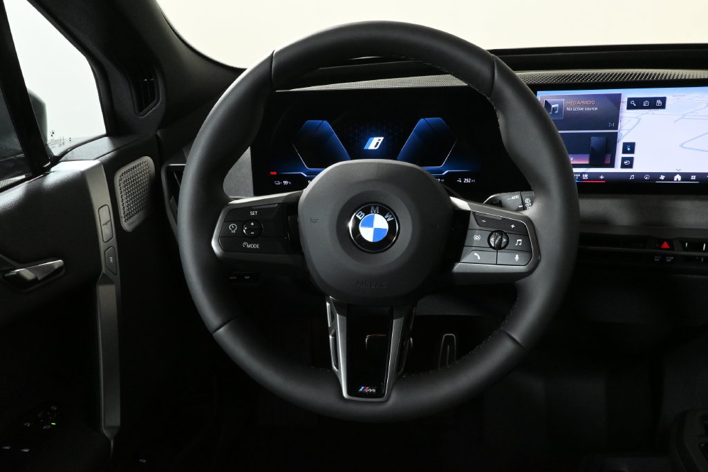 Certified 2026 BMW iX xDrive45 w/ M Sport Package AWD/4WD image 18
