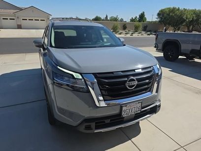 Used 2023 Nissan Pathfinder Platinum