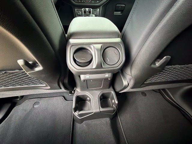 New 2026 Jeep Gladiator Sport AWD/4WD image 16