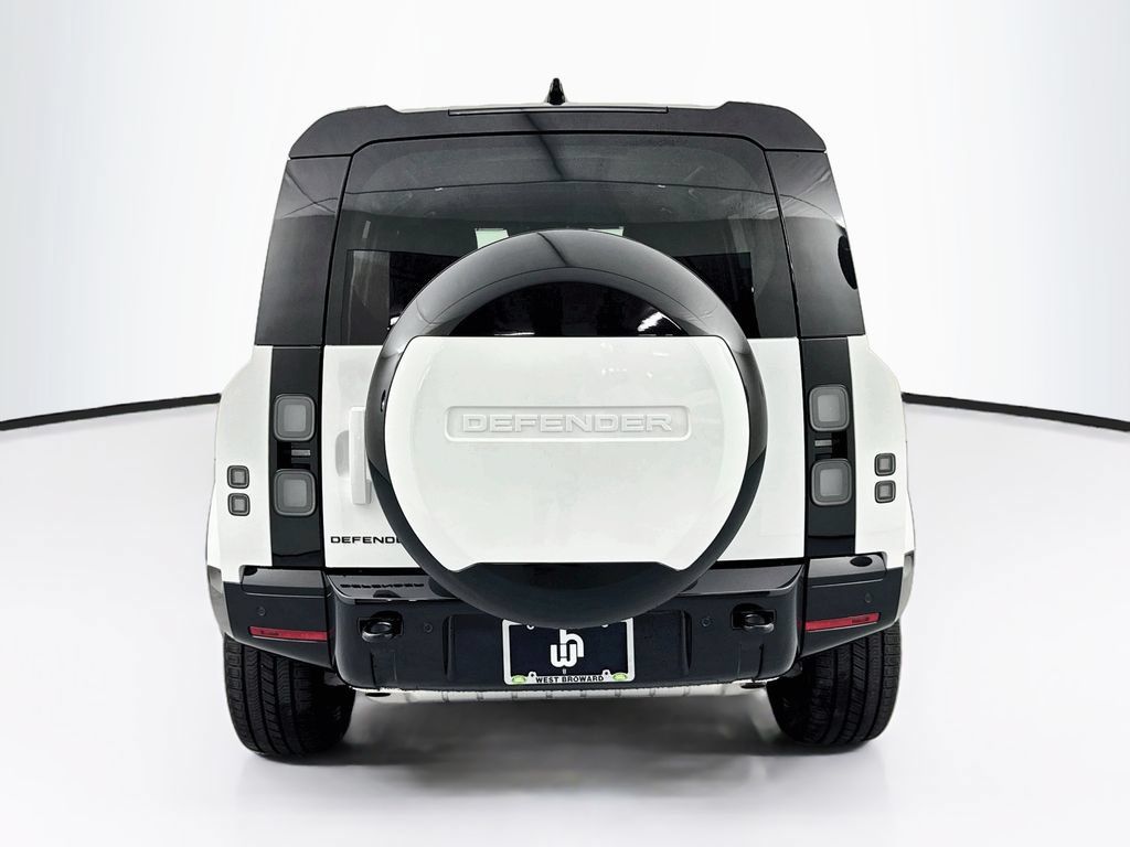 New 2026 Land Rover Defender 110 X-Dynamic SE AWD/4WD image 6