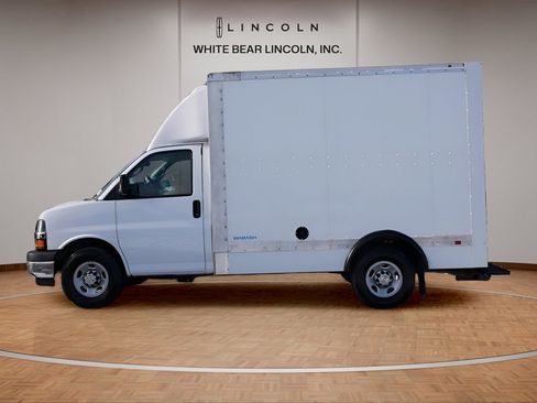 Used 2023 Chevrolet Express 3500 w/ Power Convenience Package image 8