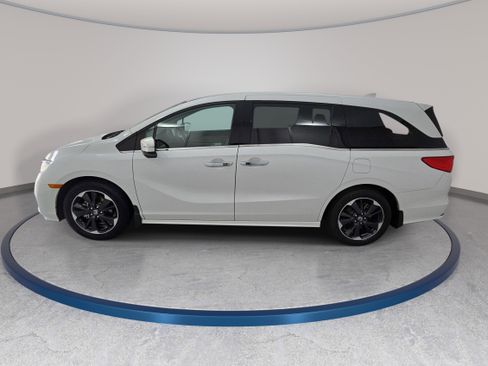 Used 2024 Honda Odyssey Elite image 8