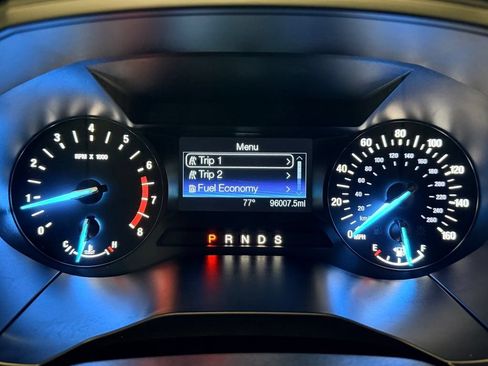 Used 2020 Ford Edge SE AWD/4WD image 15