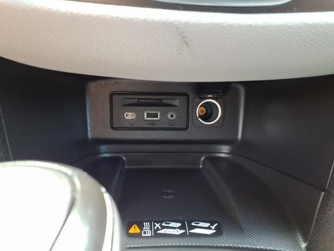 Used 2019 Chevrolet Equinox Premier AWD/4WD image 27