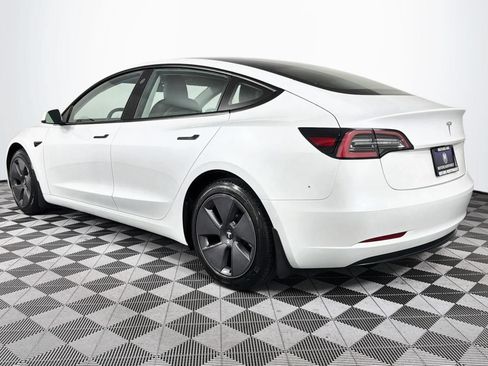 Used 2022 Tesla Model 3 RWD image 8